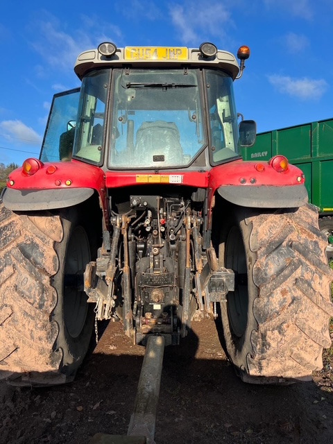 MASSEY FERGUSON 6480 DYNASHIFT - Tractor agricol: Foto 4 MASSEY FERGUSON 6480 DYNASHIFT - Tractor agricol: Foto 4