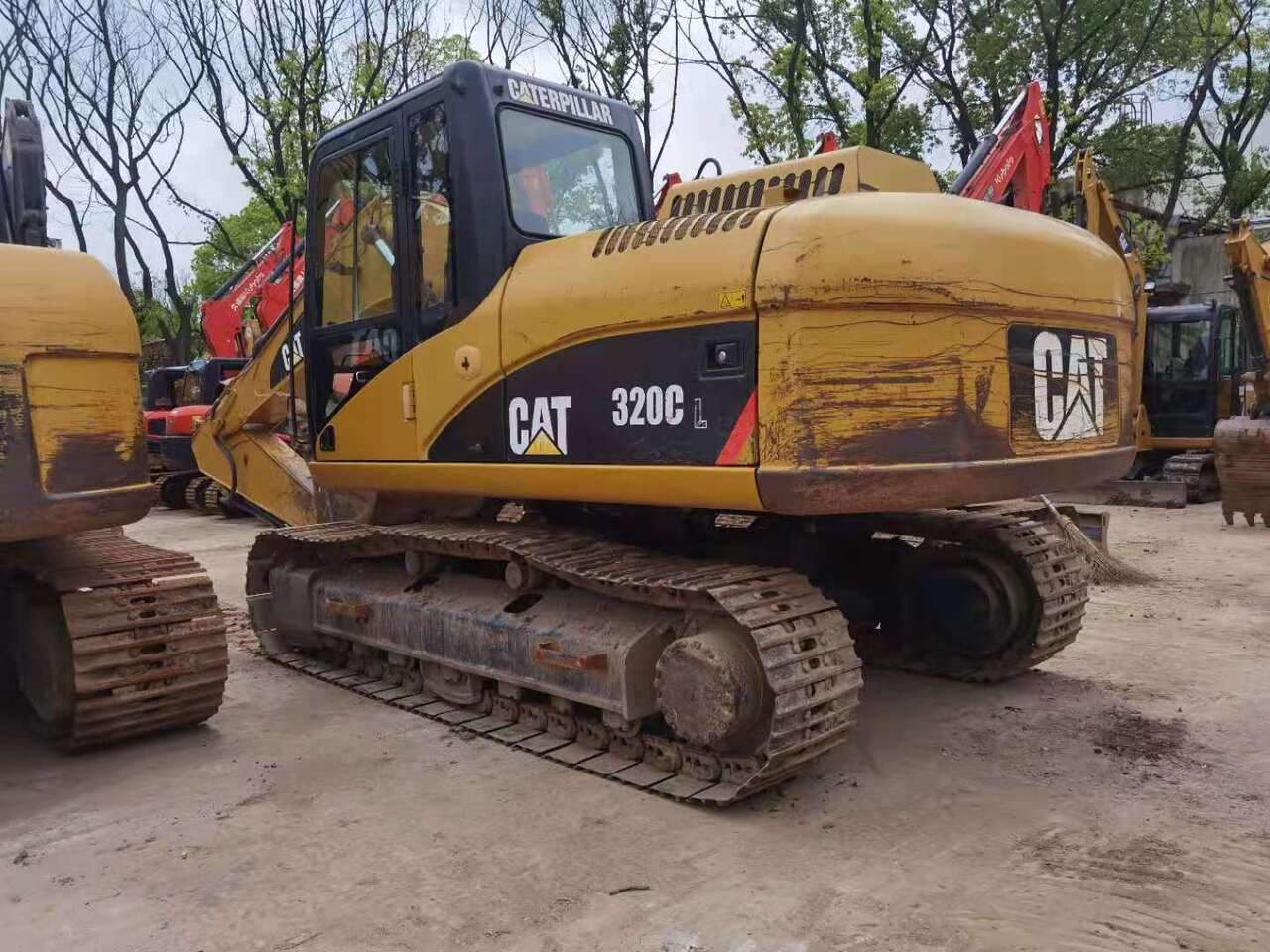CATERPILLAR 320CL - Excavator pe şenile: Foto 1 CATERPILLAR 320CL - Excavator pe şenile: Foto 1