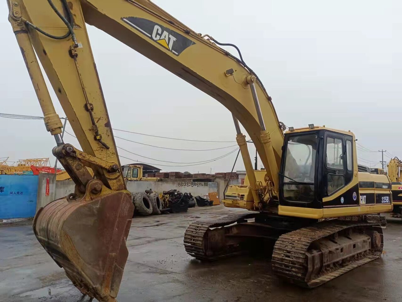 CATERPILLAR 325BL - Excavator pe şenile: Foto 1 CATERPILLAR 325BL - Excavator pe şenile: Foto 1