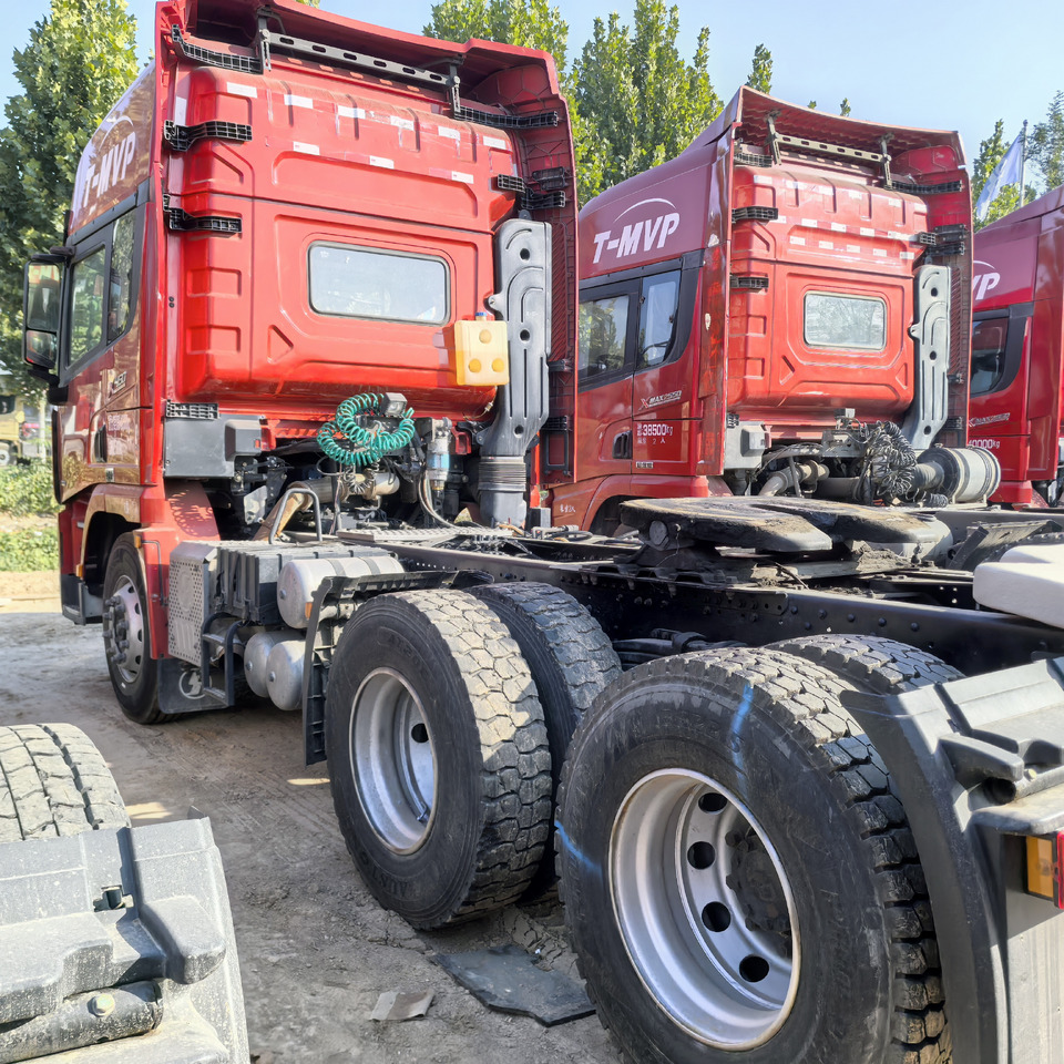 SHACMAN X3000 6x4 - Cap tractor: Foto 3 SHACMAN X3000 6x4 - Cap tractor: Foto 3