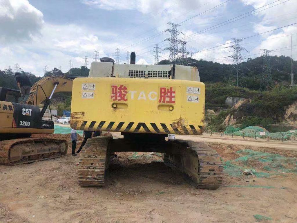 HITACHI ZX490 - Excavator pe şenile: Foto 2 HITACHI ZX490 - Excavator pe şenile: Foto 2