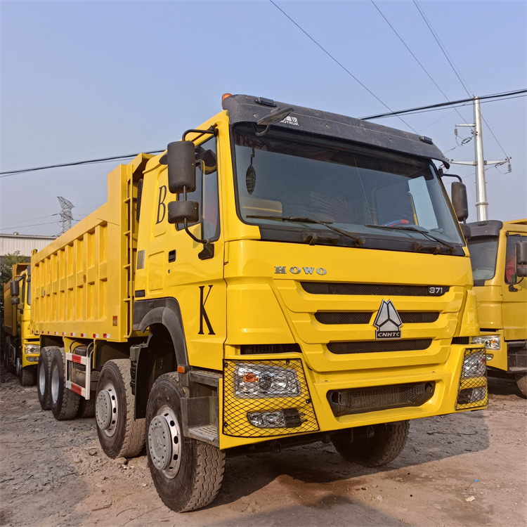 HOWO HOWO 8x4 371hp-Tipper în leasing HOWO HOWO 8x4 371hp-Tipper: Foto 6 HOWO HOWO 8x4 371hp-Tipper în leasing HOWO HOWO 8x4 371hp-Tipper: Foto 6