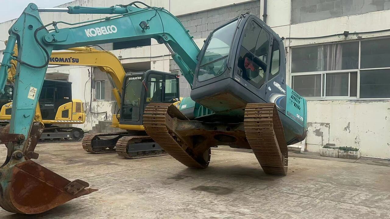 KOBELCO SK75 - Mini excavator: Foto 1 KOBELCO SK75 - Mini excavator: Foto 1