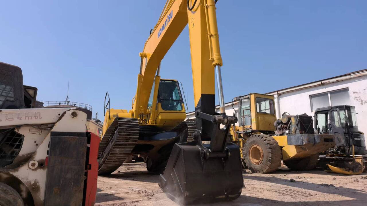 KOMATSU PC200-7 - Excavator pe şenile: Foto 4 KOMATSU PC200-7 - Excavator pe şenile: Foto 4