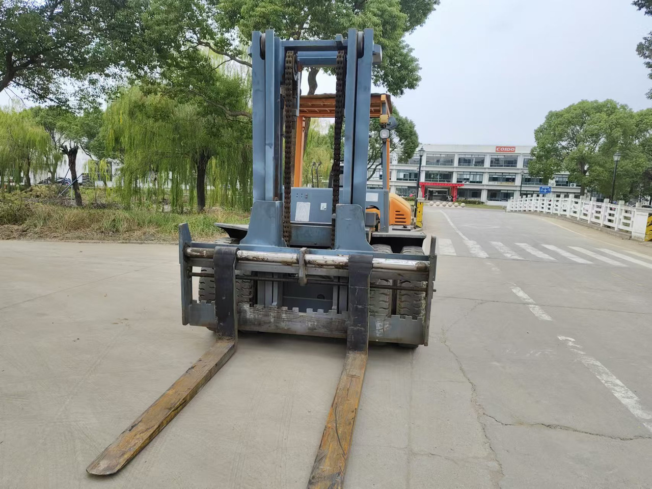 TCM FD100 - Motostivuitor: Foto 4 TCM FD100 - Motostivuitor: Foto 4