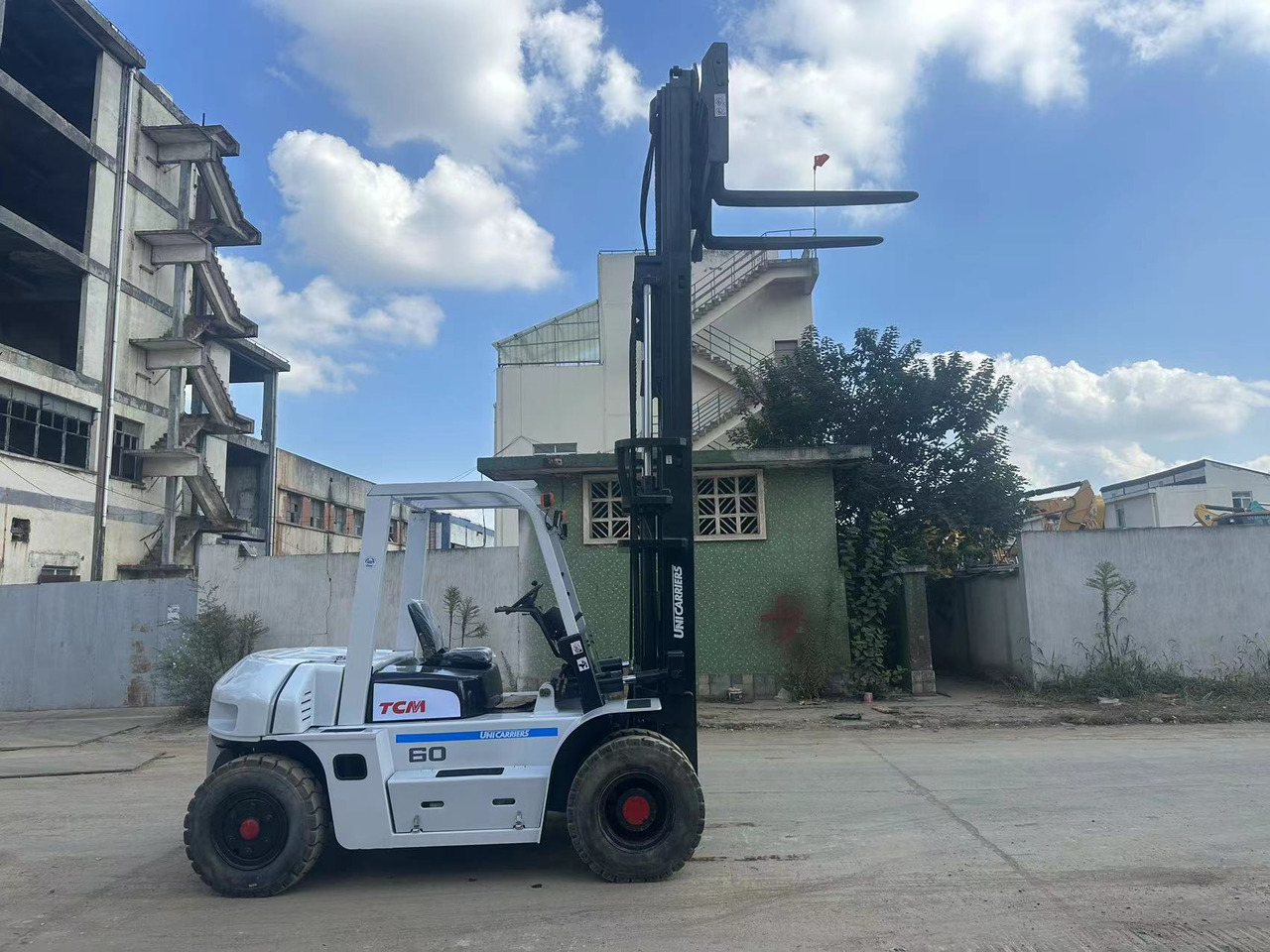 TCM FD60-Forklift - Motostivuitor: Foto 2 TCM FD60-Forklift - Motostivuitor: Foto 2