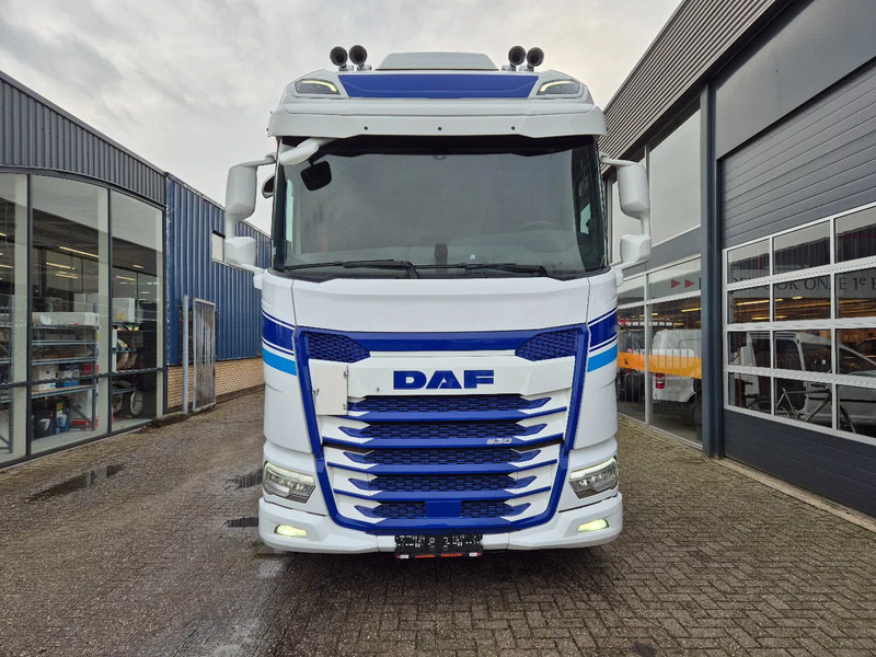 DAF XG 530/ (1) 2022/ Retarder/ LED/ Park Airco/ Navi/ Full option - Cap tractor: Foto 4 DAF XG 530/ (1) 2022/ Retarder/ LED/ Park Airco/ Navi/ Full option - Cap tractor: Foto 4