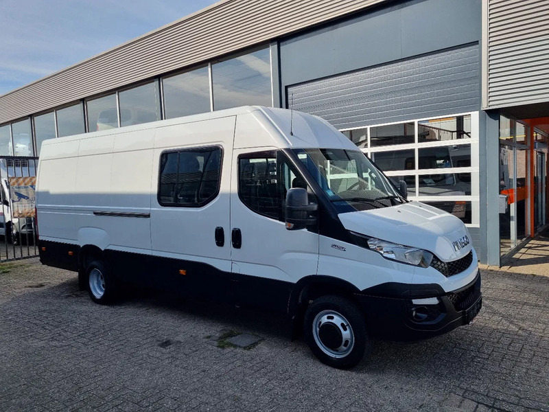 Iveco Daily 50C17/ L4H2 MAXI/ DC / 6 Zitplaatsen/ EURO 6 - Dubă: Foto 1 Iveco Daily 50C17/ L4H2 MAXI/ DC / 6 Zitplaatsen/ EURO 6 - Dubă: Foto 1