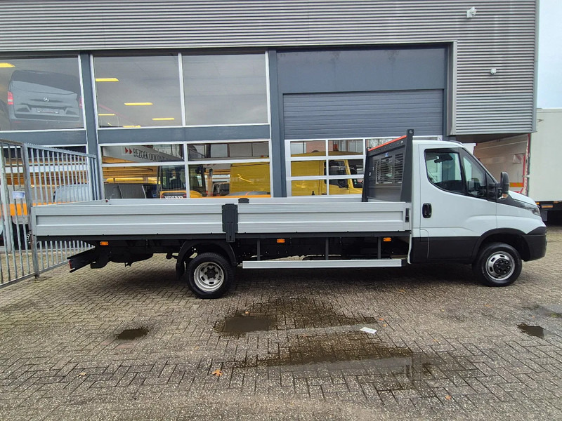 Iveco Daily 50C18 Pritsche 3.0D Euro 6 Hi-Matic GVW 3500 kg - Autoutilitară cu platformă: Foto 4 Iveco Daily 50C18 Pritsche 3.0D Euro 6 Hi-Matic GVW 3500 kg - Autoutilitară cu platformă: Foto 4