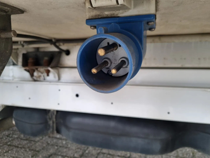 Autoutilitară frigorifica Mercedes-Benz Sprinter 316 CDI Koelkoffer Multitemp TK V500MAX +20C / -20C Euro 6: Foto 14 Autoutilitară frigorifica Mercedes-Benz Sprinter 316 CDI Koelkoffer Multitemp TK V500MAX +20C / -20C Euro 6: Foto 14