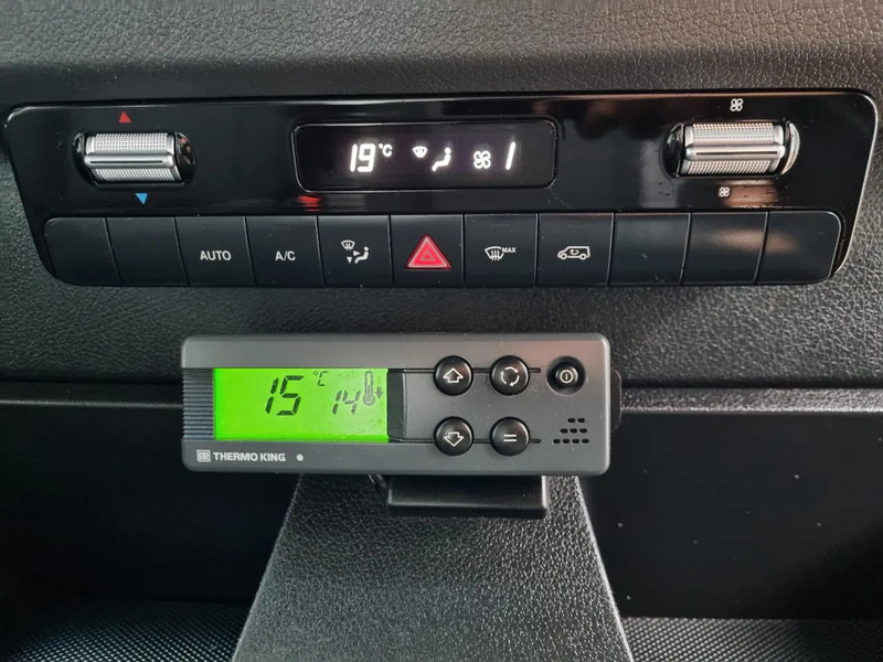 Autoutilitară frigorifica Mercedes-Benz Sprinter 316 CDI Koelkoffer Multitemp TK V500MAX +20C / -20C Euro 6: Foto 13 Autoutilitară frigorifica Mercedes-Benz Sprinter 316 CDI Koelkoffer Multitemp TK V500MAX +20C / -20C Euro 6: Foto 13