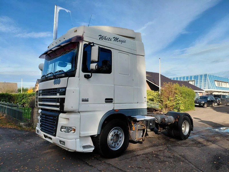 DAF XF 95.430 4x2 MANUAL ZF GEARBOX !! EURO 3 Engine !! - Cap tractor: Foto 1 DAF XF 95.430 4x2 MANUAL ZF GEARBOX !! EURO 3 Engine !! - Cap tractor: Foto 1
