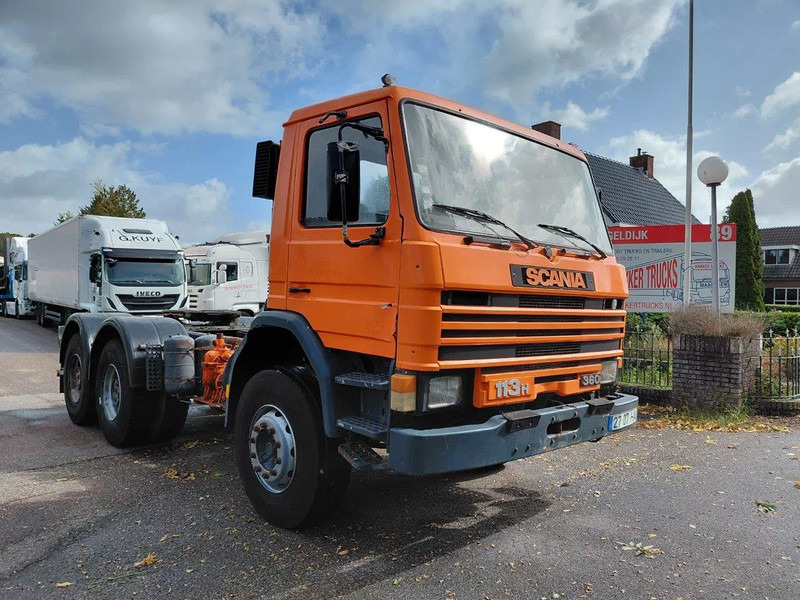Scania P113-360 6x4 TRUCKHEAD FULL STEEL SPRING BIG AXLES - Cap tractor: Foto 3 Scania P113-360 6x4 TRUCKHEAD FULL STEEL SPRING BIG AXLES - Cap tractor: Foto 3