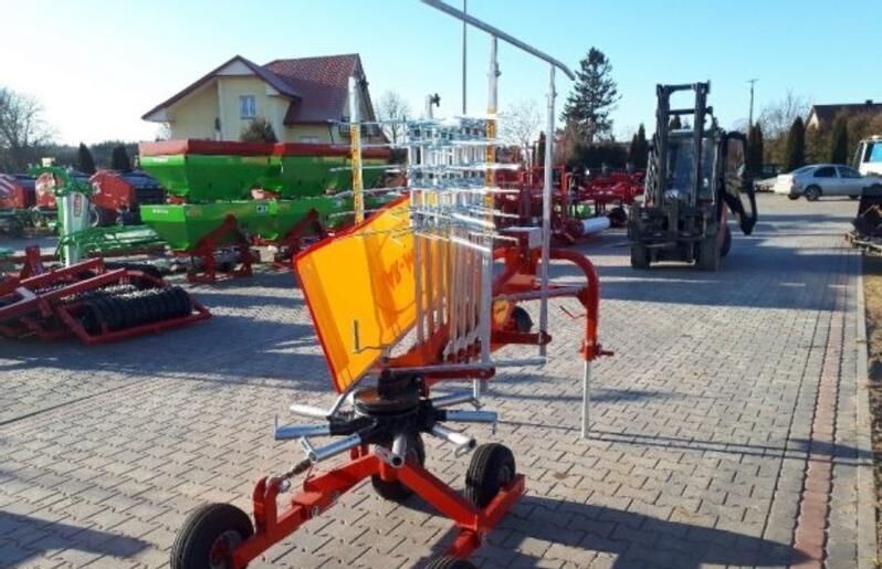 JAR-MET Zgrabiarka 1-wirnikowa 4,4 tandem - Maşină de întors fânul: Foto 2 JAR-MET Zgrabiarka 1-wirnikowa 4,4 tandem - Maşină de întors fânul: Foto 2