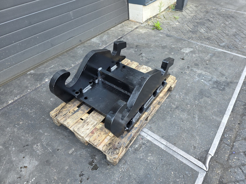 Kopplaat cw55s adaptor plate indeco adaptor plate cw55s - Cuplare rapidă pentru Utilaje constructii: Foto 2 Kopplaat cw55s adaptor plate indeco adaptor plate cw55s - Cuplare rapidă pentru Utilaje constructii: Foto 2