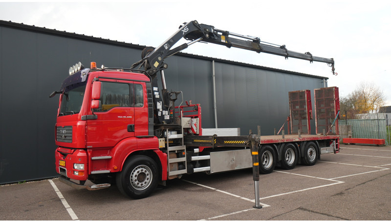 MAN TGA 35.400 8X4 MACHINE/CAR TRANSPORT WITH HIAB 244 EP-4 HI-DUO CRANE 364.000KM - Camion cu macara: Foto 2 MAN TGA 35.400 8X4 MACHINE/CAR TRANSPORT WITH HIAB 244 EP-4 HI-DUO CRANE 364.000KM - Camion cu macara: Foto 2