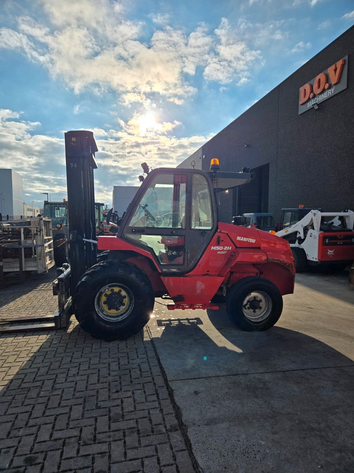 Manitou M50-2H - Stivuitor diesel: Foto 3 Manitou M50-2H - Stivuitor diesel: Foto 3