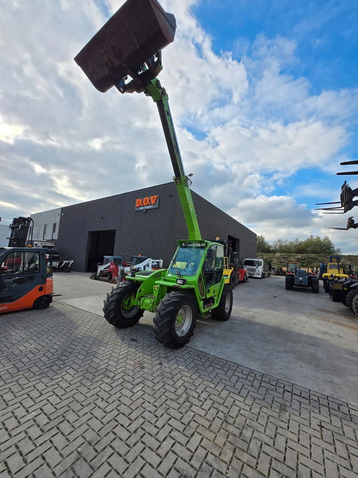 Merlo P40.7CS - Stivuitor telescopic: Foto 1 Merlo P40.7CS - Stivuitor telescopic: Foto 1