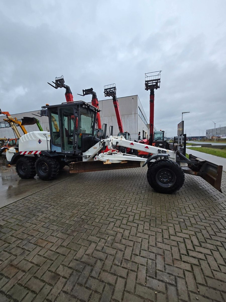 Autogreder New Holland F106.6: Foto 7