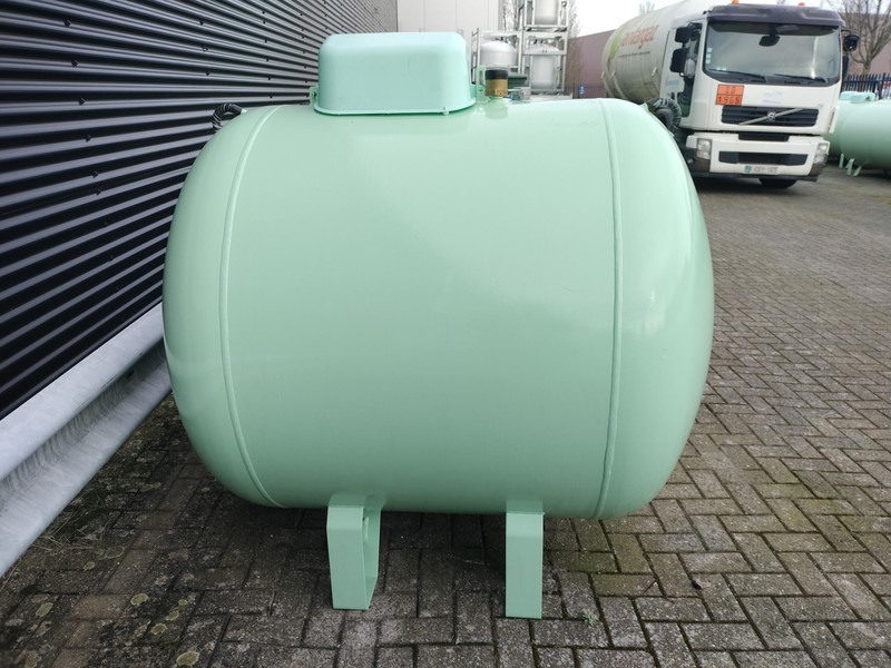 De Visser Propaan/Butaan LPG Tank 1600 L (0.8 ton) Gastank - Gas, Gaz, LPG, GPL, Propane, Butane tanks aboveground Ø 1250mm including tank fittings Tanks are built according to DIN EN 12542, with high quality steel. - Rezervor combustibil pentru Camion: Foto 1 De Visser Propaan/Butaan LPG Tank 1600 L (0.8 ton) Gastank - Gas, Gaz, LPG, GPL, Propane, Butane tanks aboveground Ø 1250mm including tank fittings Tanks are built according to DIN EN 12542, with high quality steel. - Rezervor combustibil pentru Camion: Foto 1