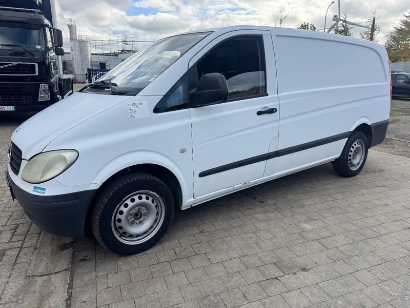 Mercedes-Benz Vito **109-EURO 4-AC** - Autoutilitară compactă: Foto 1 Mercedes-Benz Vito **109-EURO 4-AC** - Autoutilitară compactă: Foto 1