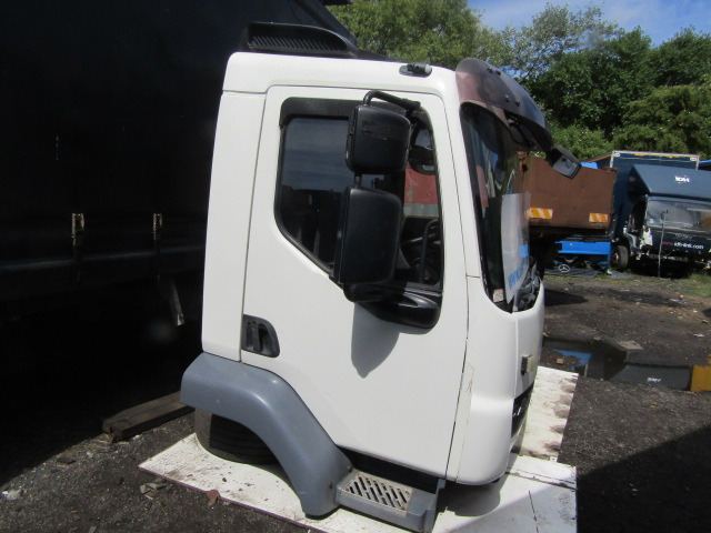 DAF LF 55 CAB EURO 5 MANUAL COMPLETE EXCELLENT CONDITION - Cabină pentru Camion: Foto 3 DAF LF 55 CAB EURO 5 MANUAL COMPLETE EXCELLENT CONDITION - Cabină pentru Camion: Foto 3