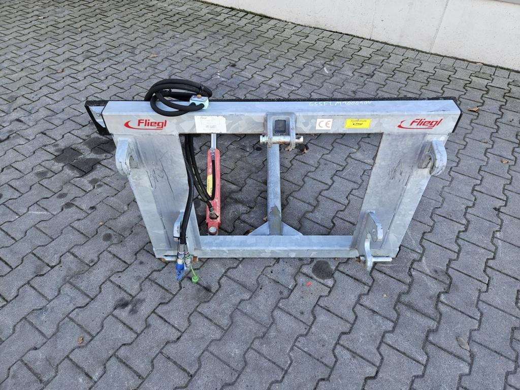 Fliegl Gummi-Schiebeschild - Încarcator frontal pentru tractor: Foto 3 Fliegl Gummi-Schiebeschild - Încarcator frontal pentru tractor: Foto 3