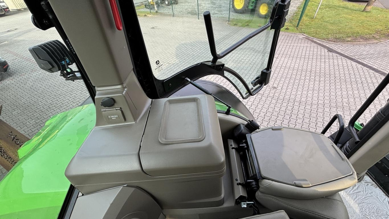 John Deere TRAKTOR 7R350 - Tractor agricol: Foto 5 John Deere TRAKTOR 7R350 - Tractor agricol: Foto 5