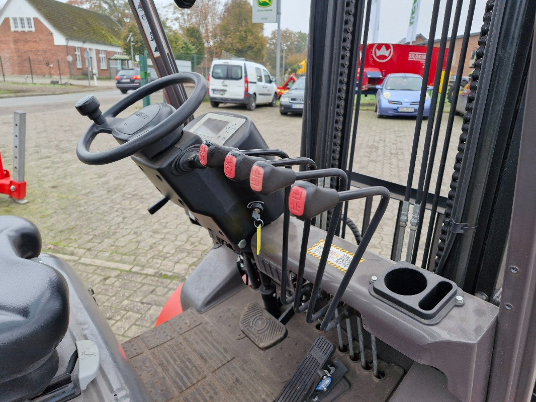 Manitou ME 420 - Motostivuitor: Foto 5 Manitou ME 420 - Motostivuitor: Foto 5