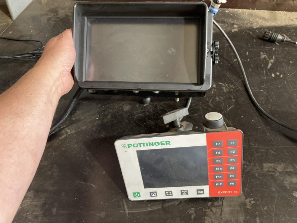 Pöttinger IMPRESS 3160 VC PRO - Utilaje pentru fân: Foto 3 Pöttinger IMPRESS 3160 VC PRO - Utilaje pentru fân: Foto 3