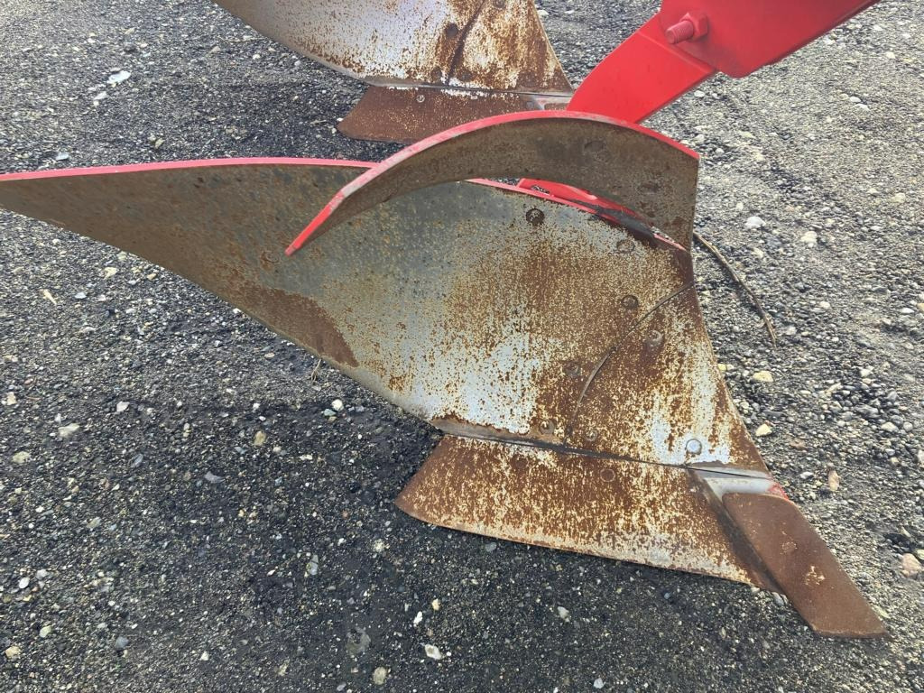 Pöttinger SERVO 45 M 5-SCHAR NOVA - Plug: Foto 3 Pöttinger SERVO 45 M 5-SCHAR NOVA - Plug: Foto 3