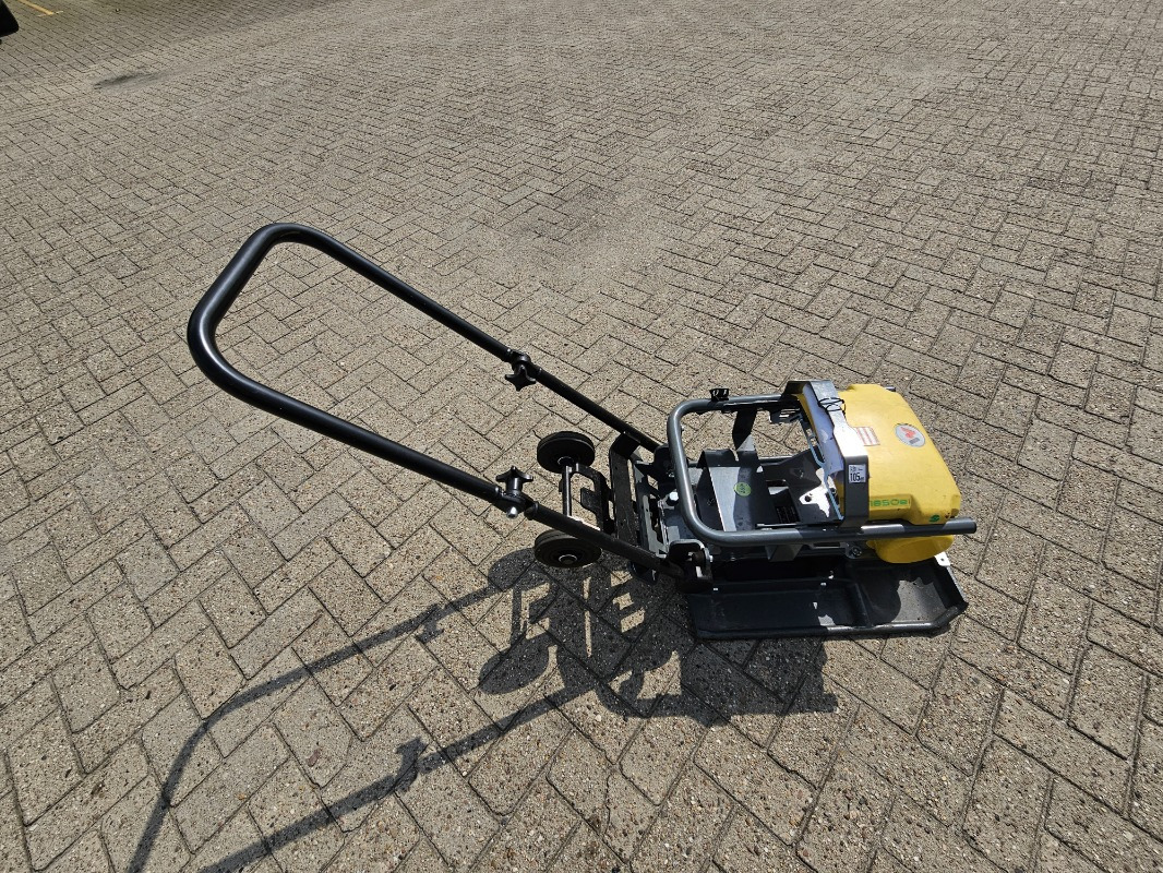 Wacker AP 1850E - Placă compactoare: Foto 1 Wacker AP 1850E - Placă compactoare: Foto 1