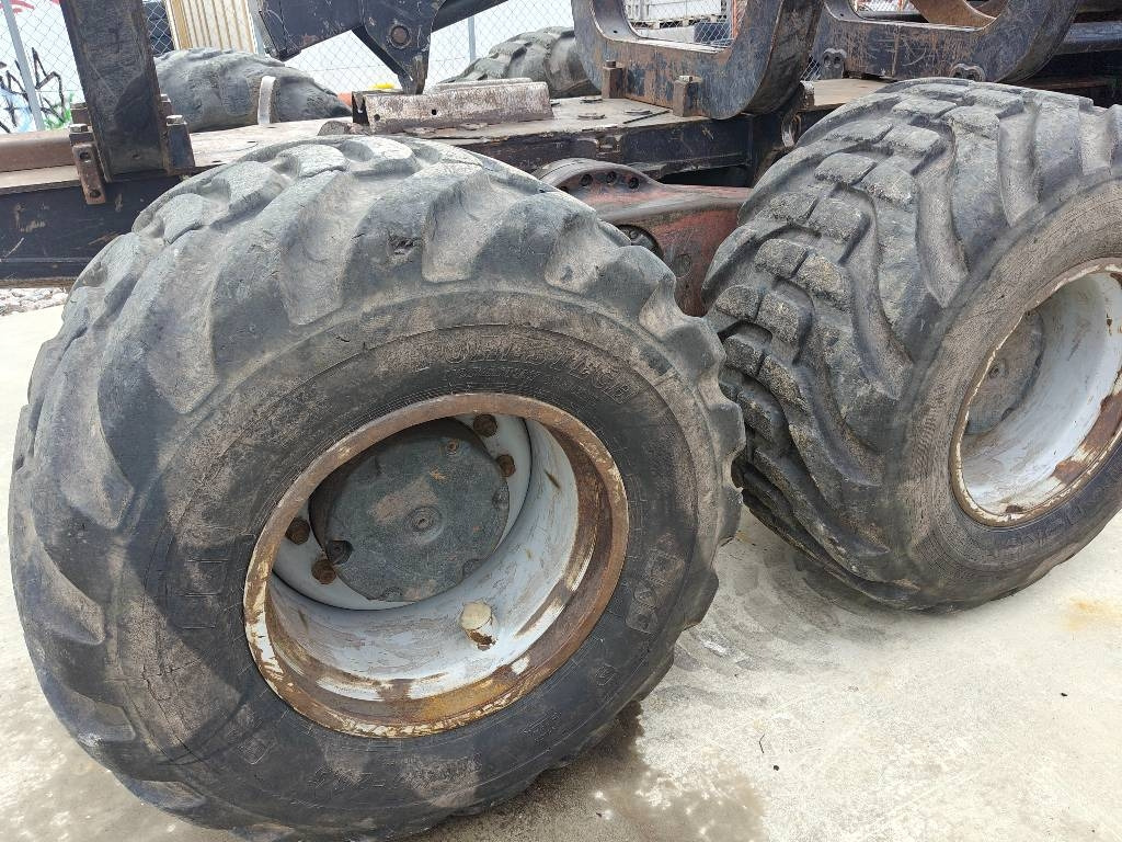 Komatsu 865 - Forwarder: Foto 4 Komatsu 865 - Forwarder: Foto 4