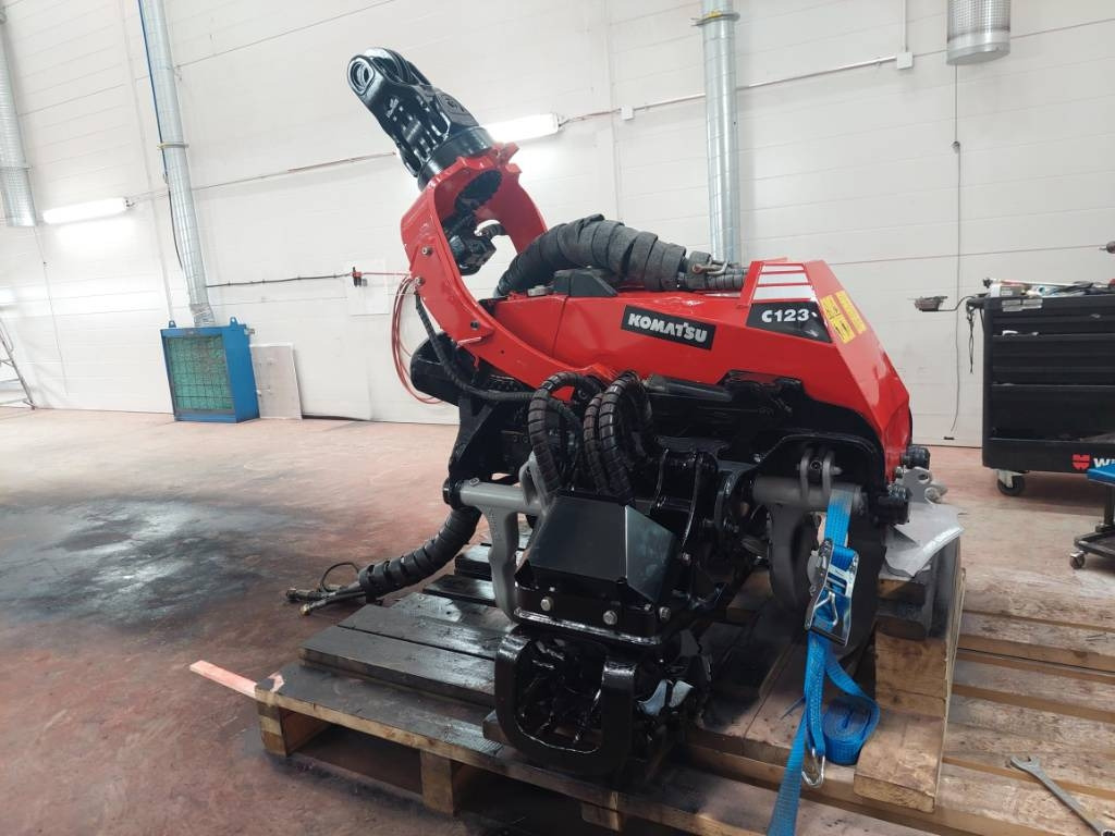 Komatsu C123 - Capul procesor: Foto 3 Komatsu C123 - Capul procesor: Foto 3