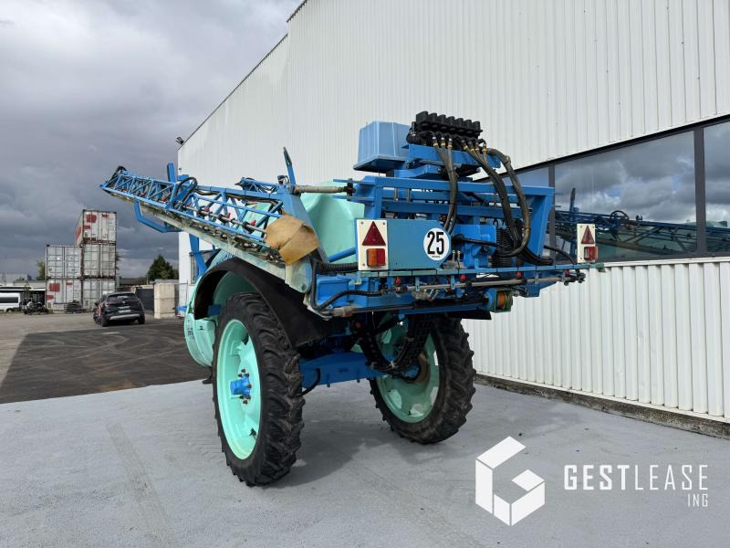 Berthoud TENOR 35-37 - Maşină de erbicidat tractata: Foto 2 Berthoud TENOR 35-37 - Maşină de erbicidat tractata: Foto 2