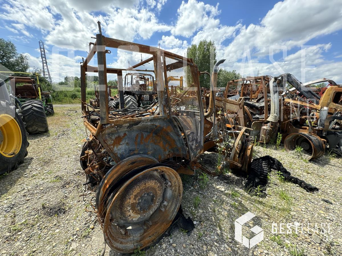 CASE JXU 95 - Tractor agricol: Foto 2 CASE JXU 95 - Tractor agricol: Foto 2