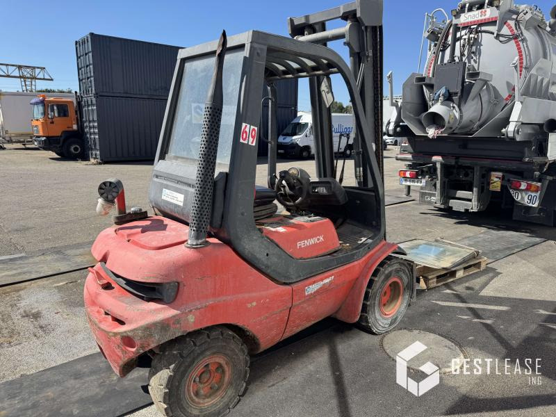 Fenwick H25D - Stivuitor diesel: Foto 3 Fenwick H25D - Stivuitor diesel: Foto 3