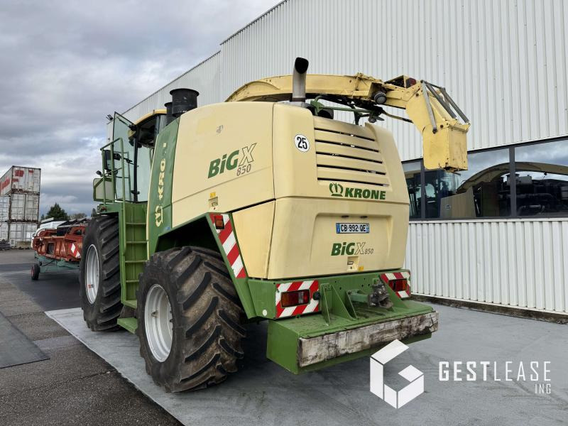 KRONE BIG X850 - Combină de Recoltat Furaj: Foto 2 KRONE BIG X850 - Combină de Recoltat Furaj: Foto 2