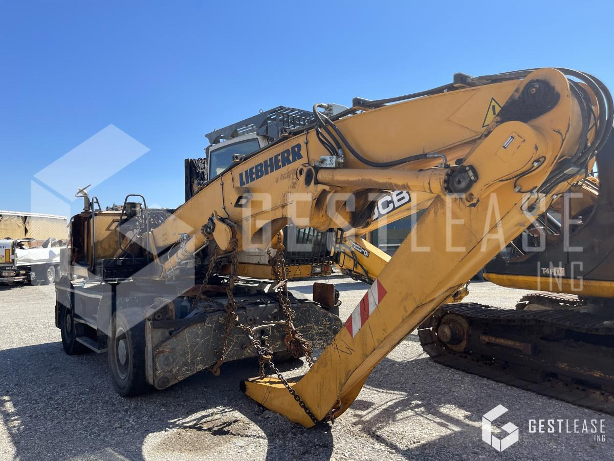 Liebherr A316 - Excavator pe roţi: Foto 4 Liebherr A316 - Excavator pe roţi: Foto 4