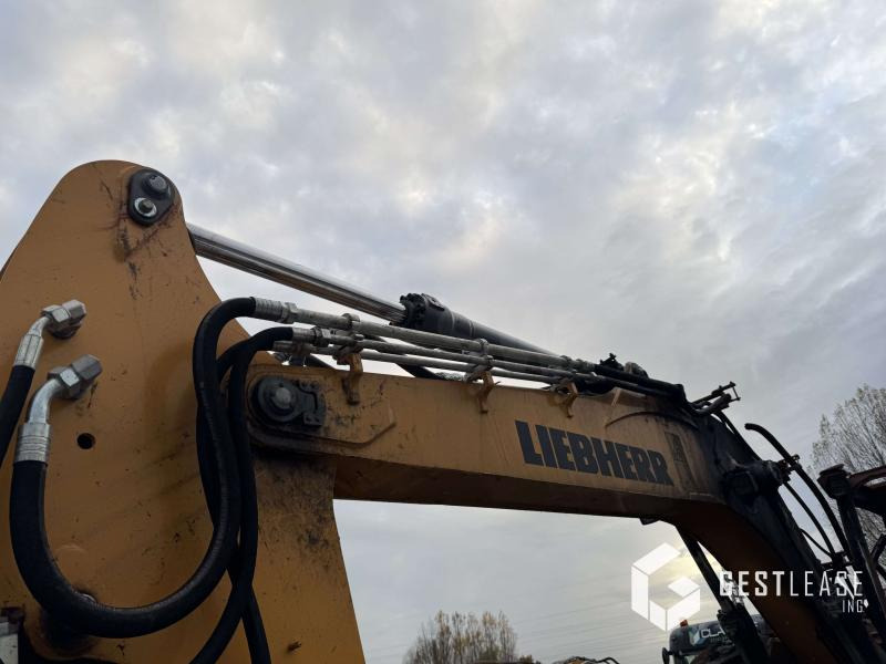 Liebherr R914 COMPACT - Excavator pe şenile: Foto 4 Liebherr R914 COMPACT - Excavator pe şenile: Foto 4