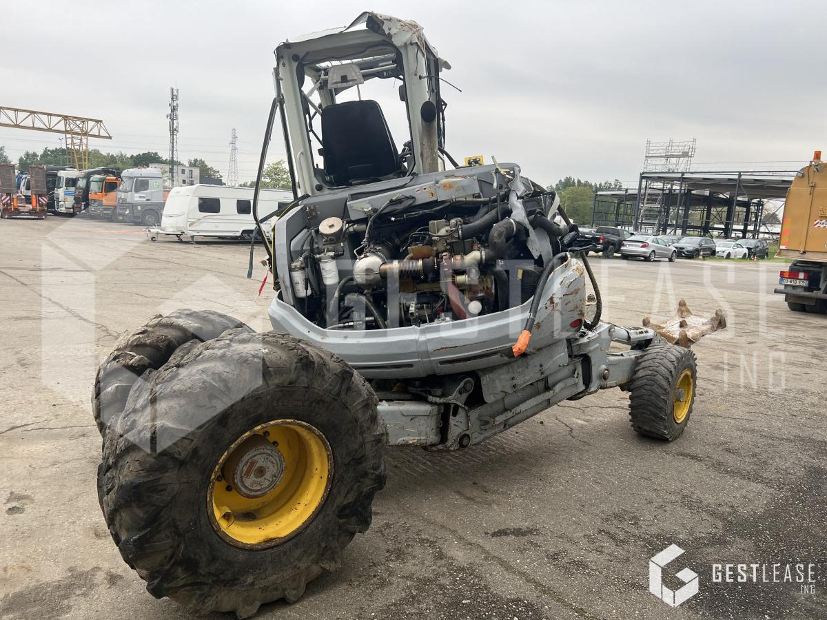 Menzi-Muck M220 - Excavator păianjen: Foto 2 Menzi-Muck M220 - Excavator păianjen: Foto 2