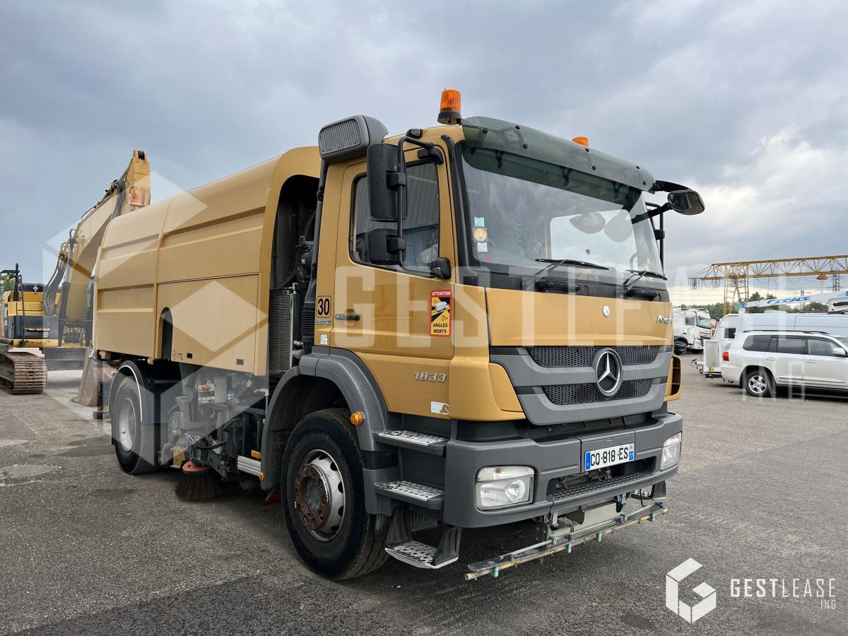 Mercedes AXOR 1833 - Măturătoare stradală: Foto 4 Mercedes AXOR 1833 - Măturătoare stradală: Foto 4