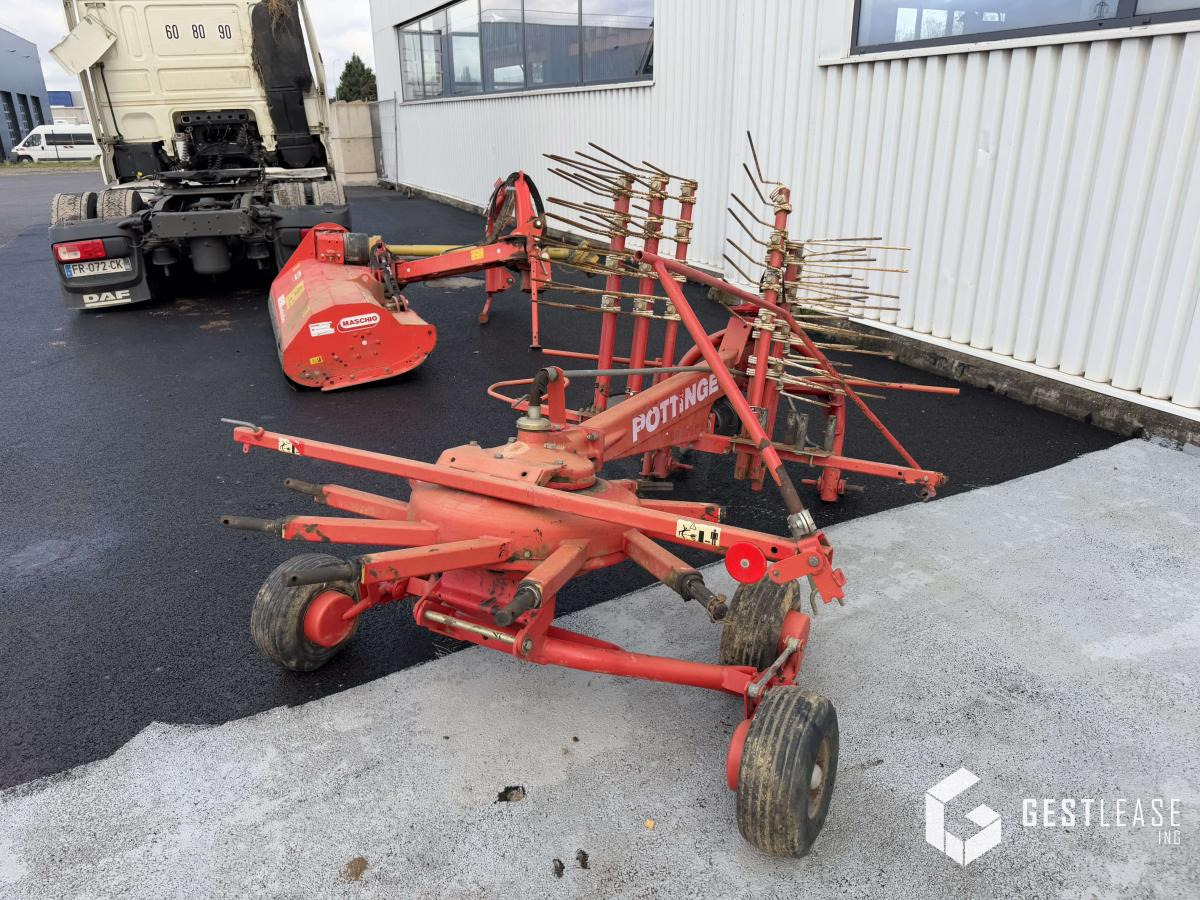 Pöttinger TOP 380N - Maşină de întors fânul: Foto 2 Pöttinger TOP 380N - Maşină de întors fânul: Foto 2