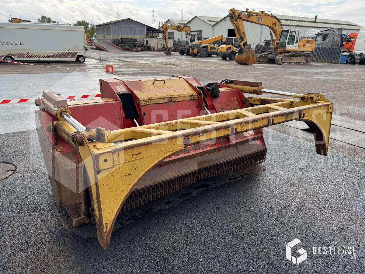 SEPPI STARFORST 225 - Tocător forestier: Foto 1 SEPPI STARFORST 225 - Tocător forestier: Foto 1