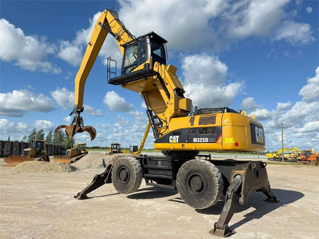 CAT M 325 DLMH  în leasing CAT M 325 DLMH: Foto 6
