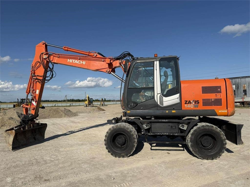 Hitachi ZX 140 W - Excavator pe roţi: Foto 3 Hitachi ZX 140 W - Excavator pe roţi: Foto 3
