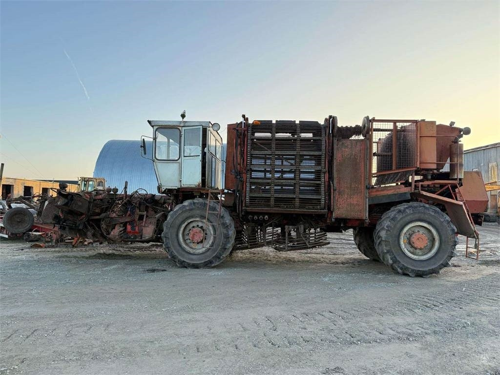 Holmer Mercedes V8 twin turbo - Combină de recoltat cereale: Foto 4 Holmer Mercedes V8 twin turbo - Combină de recoltat cereale: Foto 4