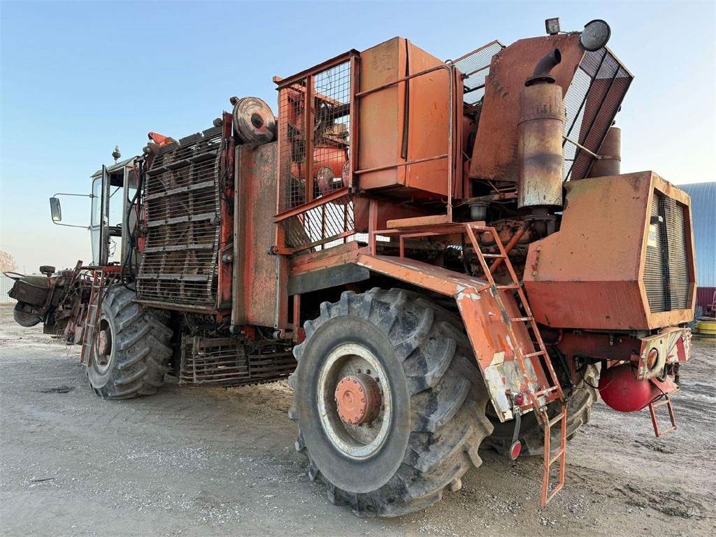 Holmer Mercedes V8 twin turbo - Combină de recoltat cereale: Foto 5 Holmer Mercedes V8 twin turbo - Combină de recoltat cereale: Foto 5