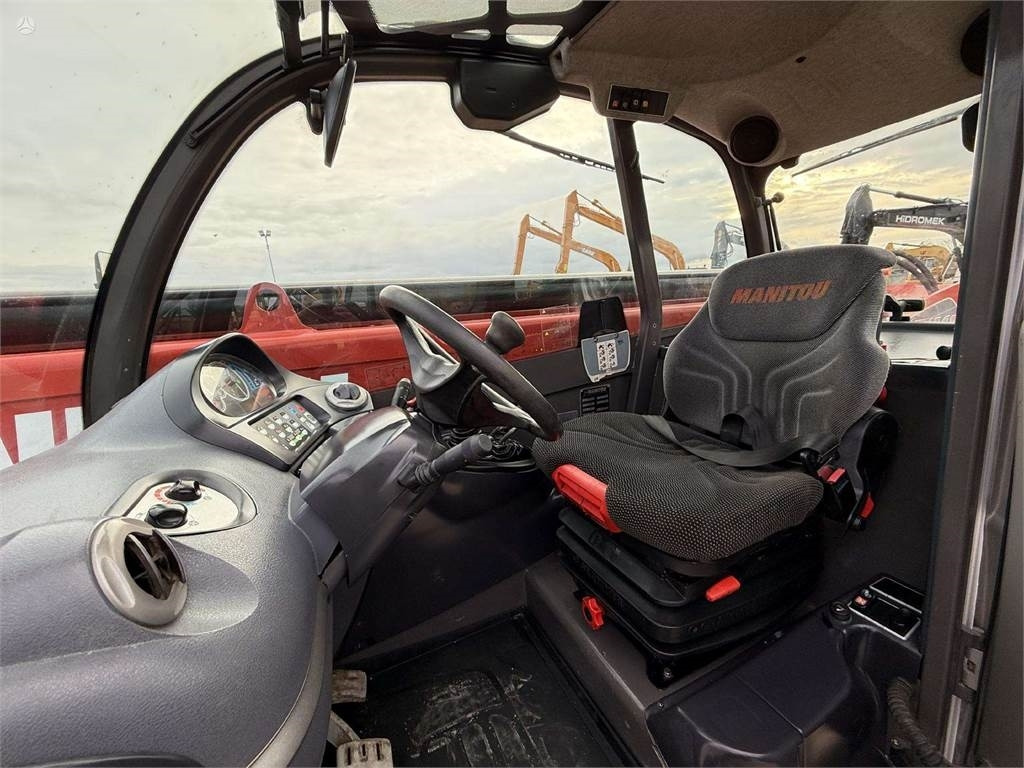 Stivuitor telescopic Manitou MT 1840 bucket + forks: Foto 15 Stivuitor telescopic Manitou MT 1840 bucket + forks: Foto 15