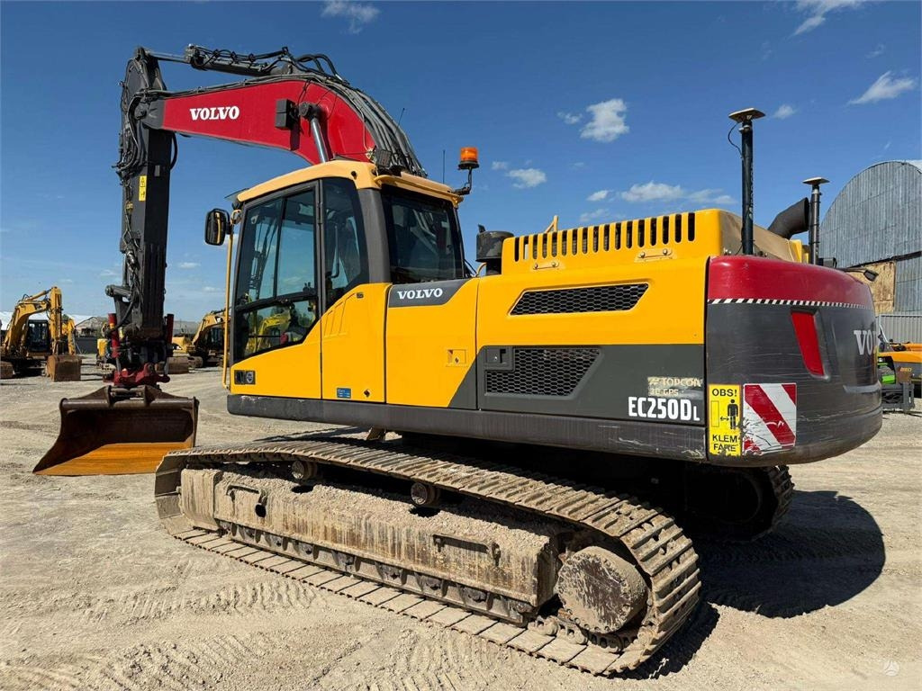 Volvo EC 250 DL 3D LEICA + ROTOTILT - Excavator pe şenile: Foto 2 Volvo EC 250 DL 3D LEICA + ROTOTILT - Excavator pe şenile: Foto 2